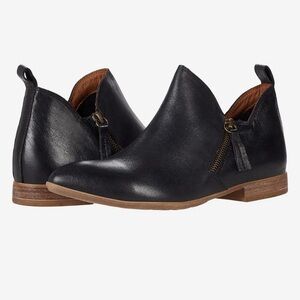 Bueno Vale Bootie size 38